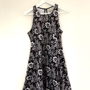 Abercrombie Black/White Paisley Flare Dress L